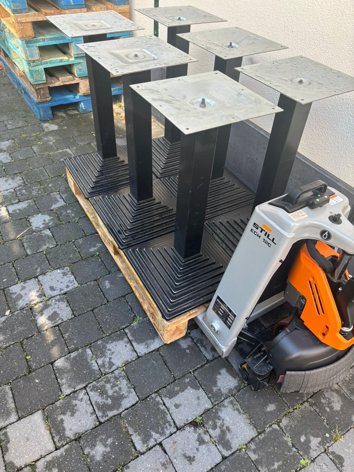 Partij Tafel poten horeca, Ophalen