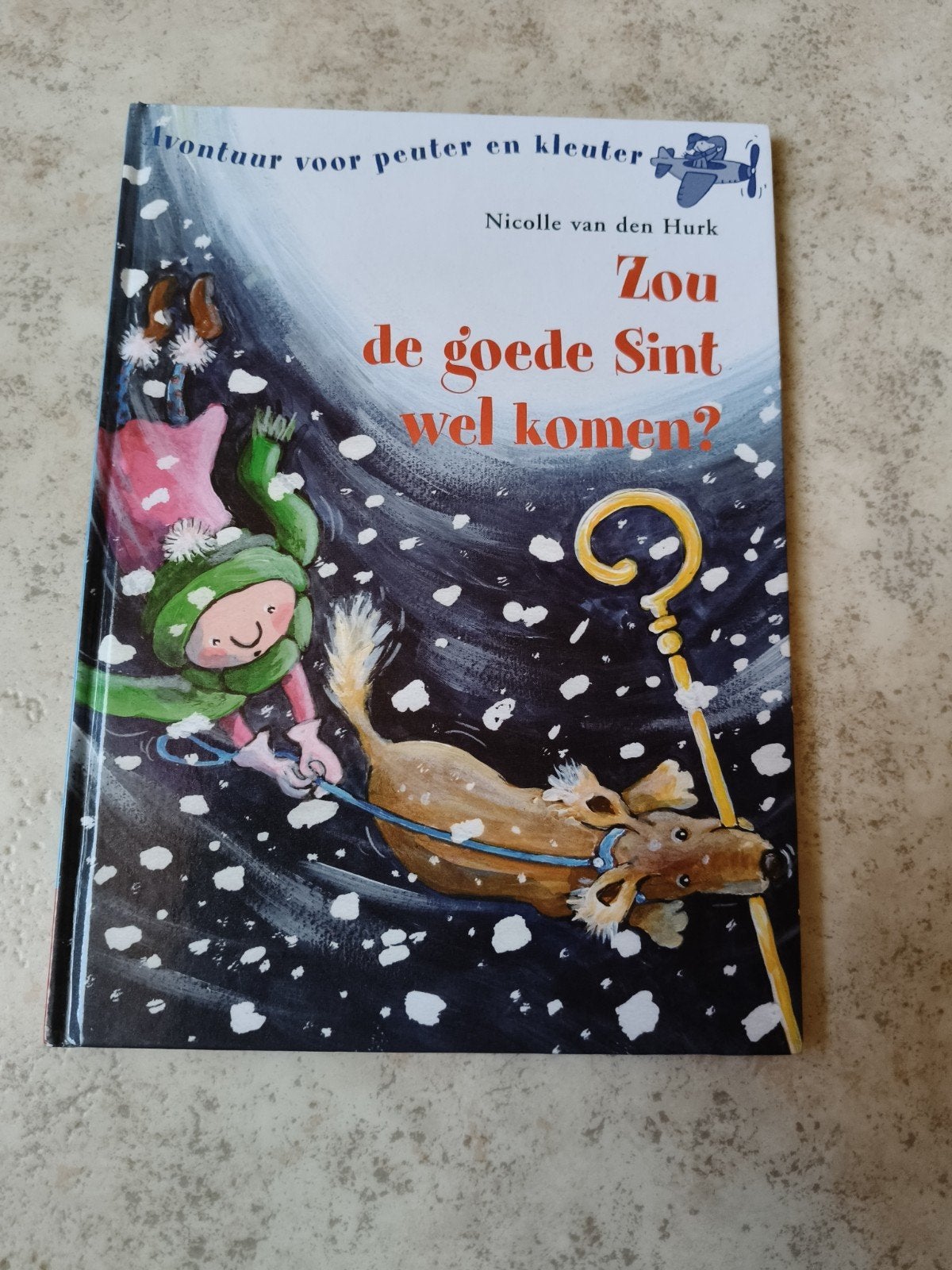 kleuterboek zou de goede sint wel komen?, Ophalen