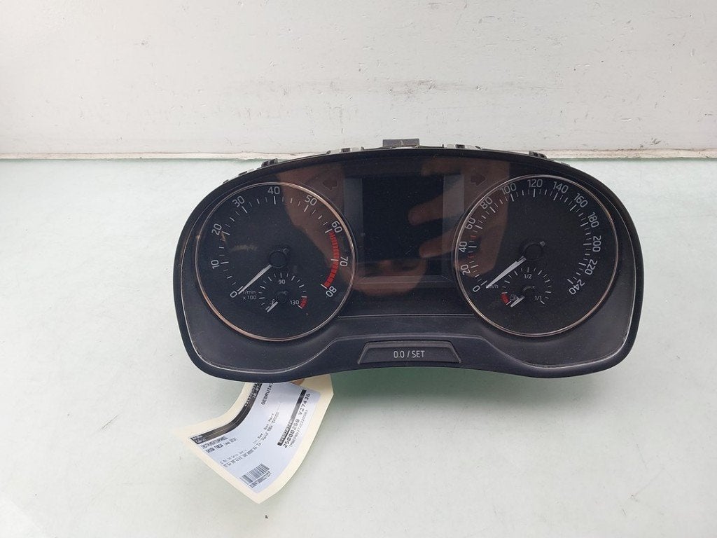 COCKPIT Skoda Fabia III (NJ3) (|6V0920740C|), Gebruikt, Info@skoda-auto.de, Skoda, Max-Planck-Straße  3-5
64331  Weiterstadt, DE