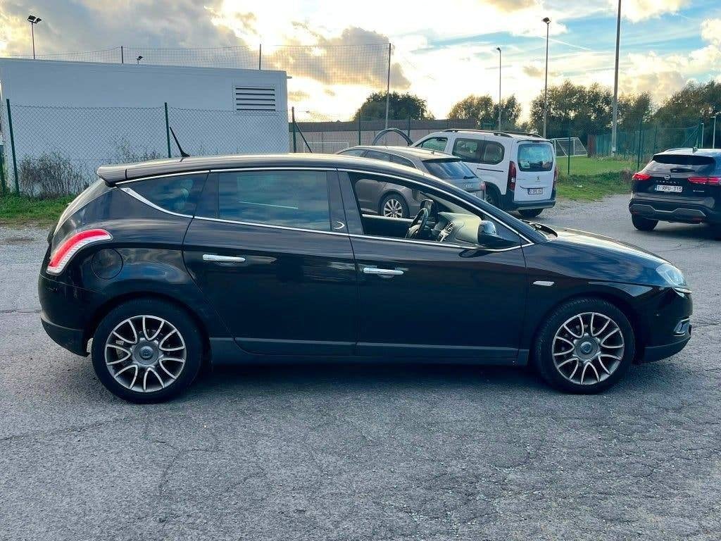 Lancia Delta 190.000km, Auto's, Bedrijf, Diesel, Delta, https://public.car-pass.be/vhr/a8b7b32a-b86b-4cd0-a51e-861f9f2e9657