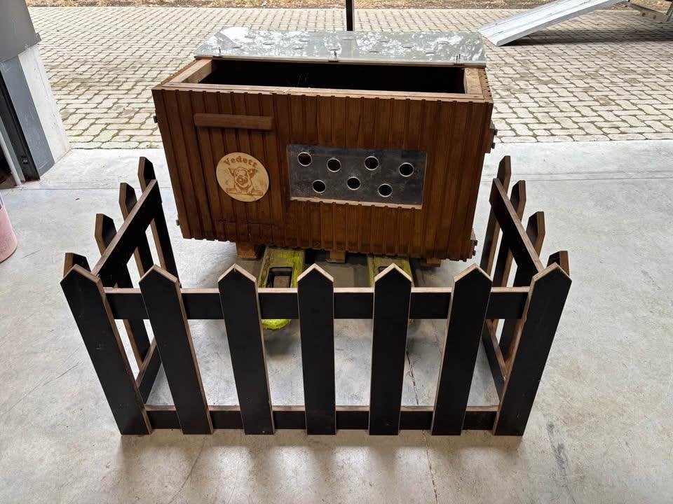 Dierenhok met terrasje, Enlèvement, Utilisé