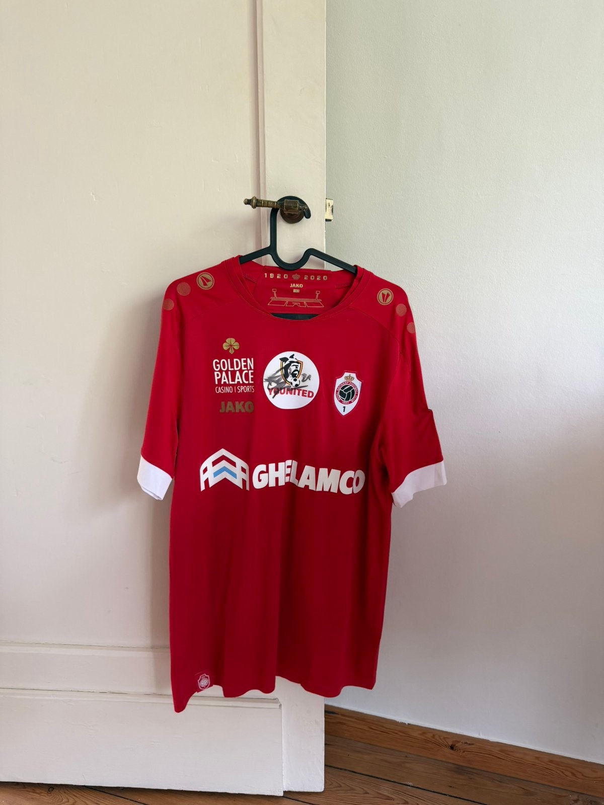 Gedragen/gesigneerd truitje Batubinsika, Ophalen of Verzenden, Zo goed als nieuw, Shirt