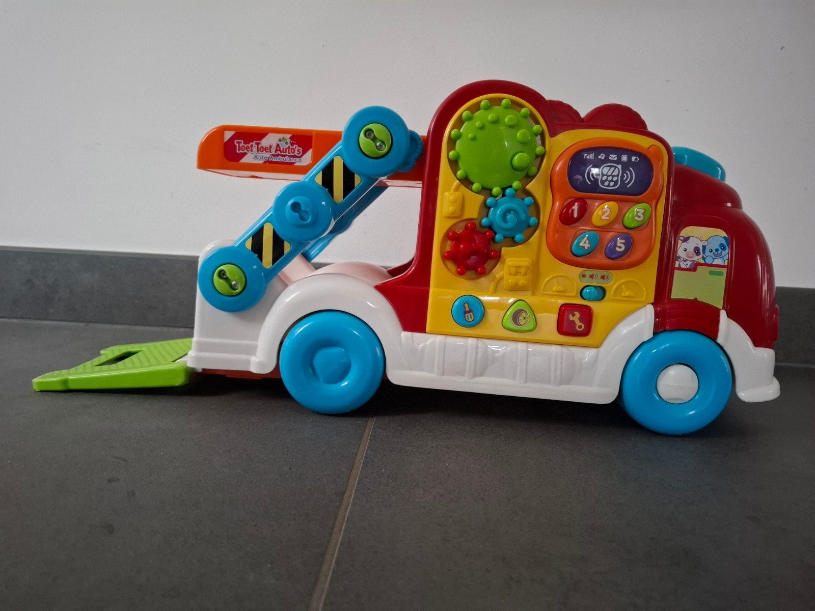 vtech toet toet auto ambulance, Enlèvement, Utilisé, 6 mois à 2 ans