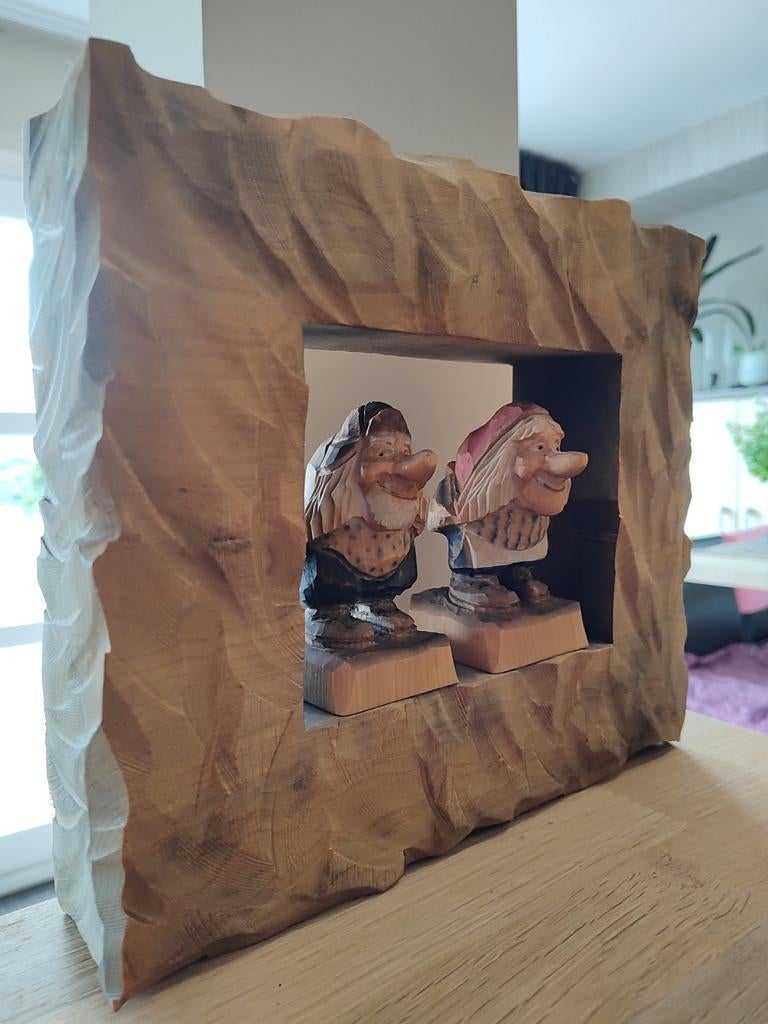 Zweedse (?) traditionele kunst - houtsnijwerk - kabouters, Ophalen of Verzenden, Fantasy