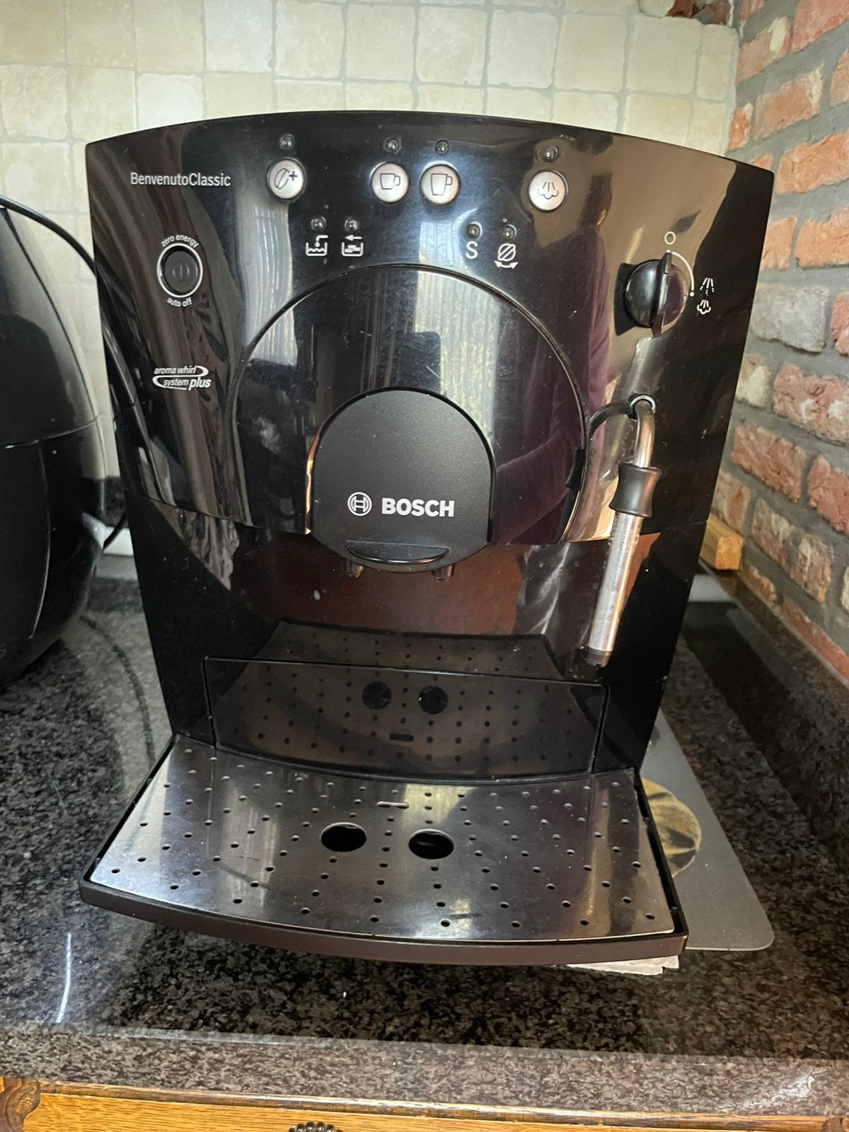 Koffiemachine Bosch met koffiebonen en stomer, Electroménager, Cafetières, Réservoir d'eau amovible, Café en grains, 2 à 4 tasses