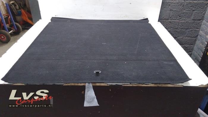 Coffre tapis d'un Opel Astra, -, Opel, 3 mois de garantie, Utilisé