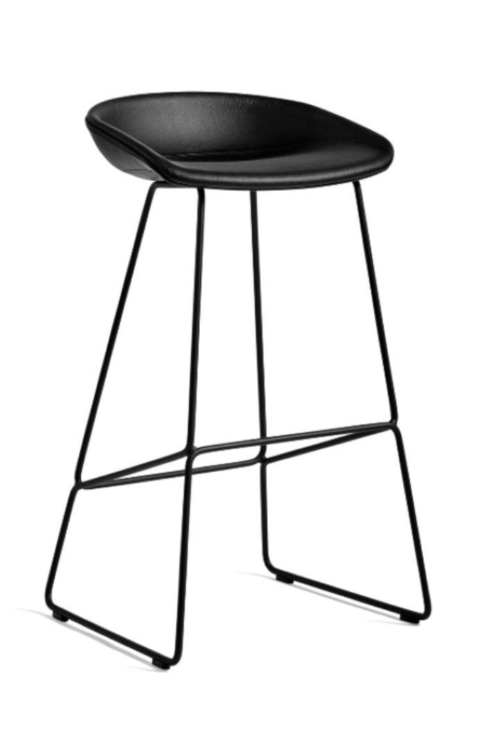 Chaise de bar en cuir noir HAY AAS39, Maison & Meubles, Tabourets de bar, Avec repose-pieds, 2 tabourets, Comme neuf, Enlèvement
