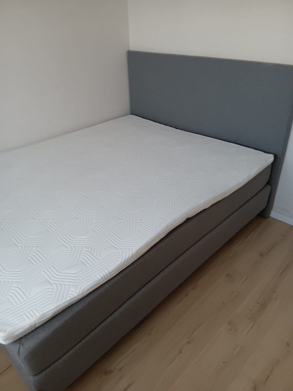 Bed boxspring 160x200cm, Maison & Meubles, Gris, Comme neuf, Enlèvement, 200 cm