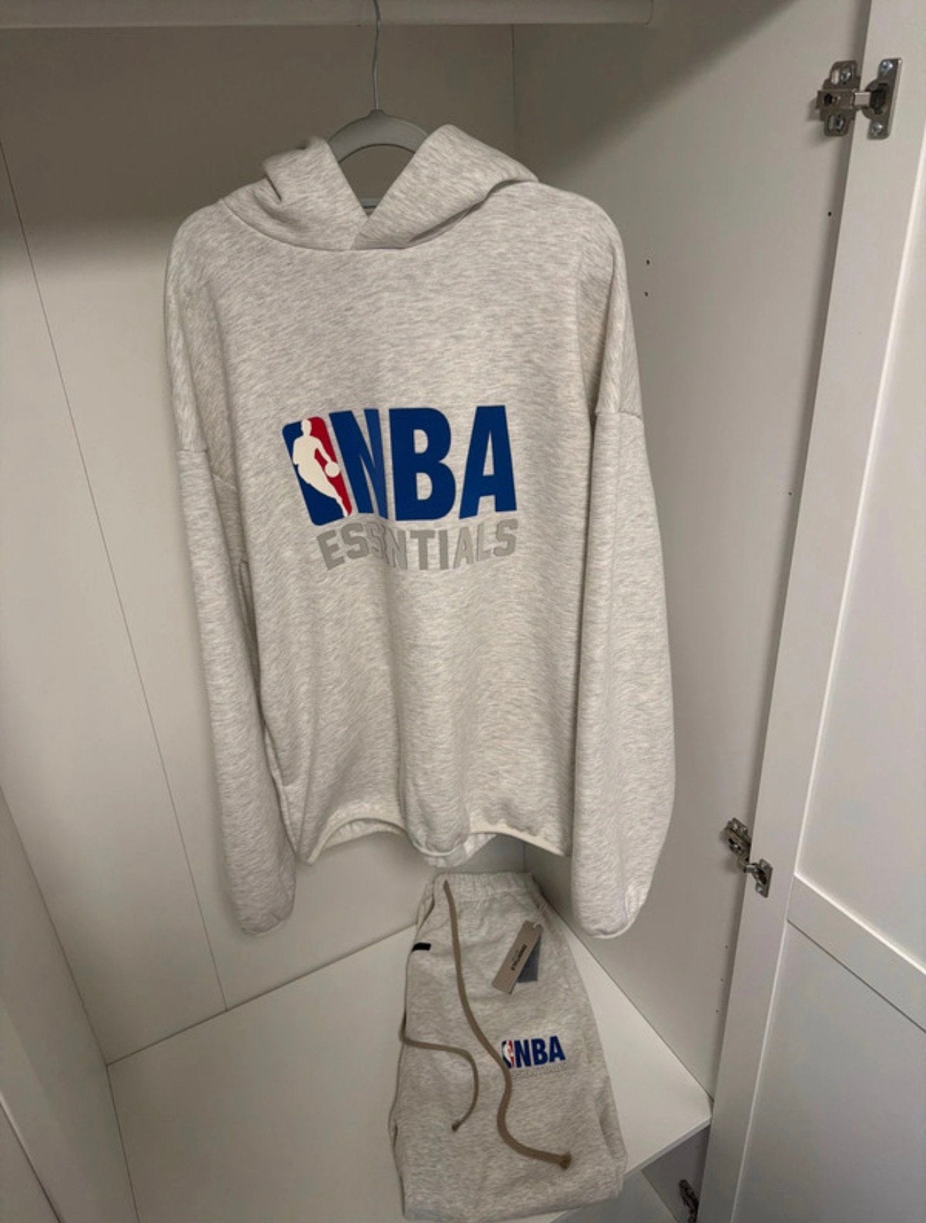 NBA essentials, Ophalen of Verzenden, Nieuw, Maat 46 (S) of kleiner