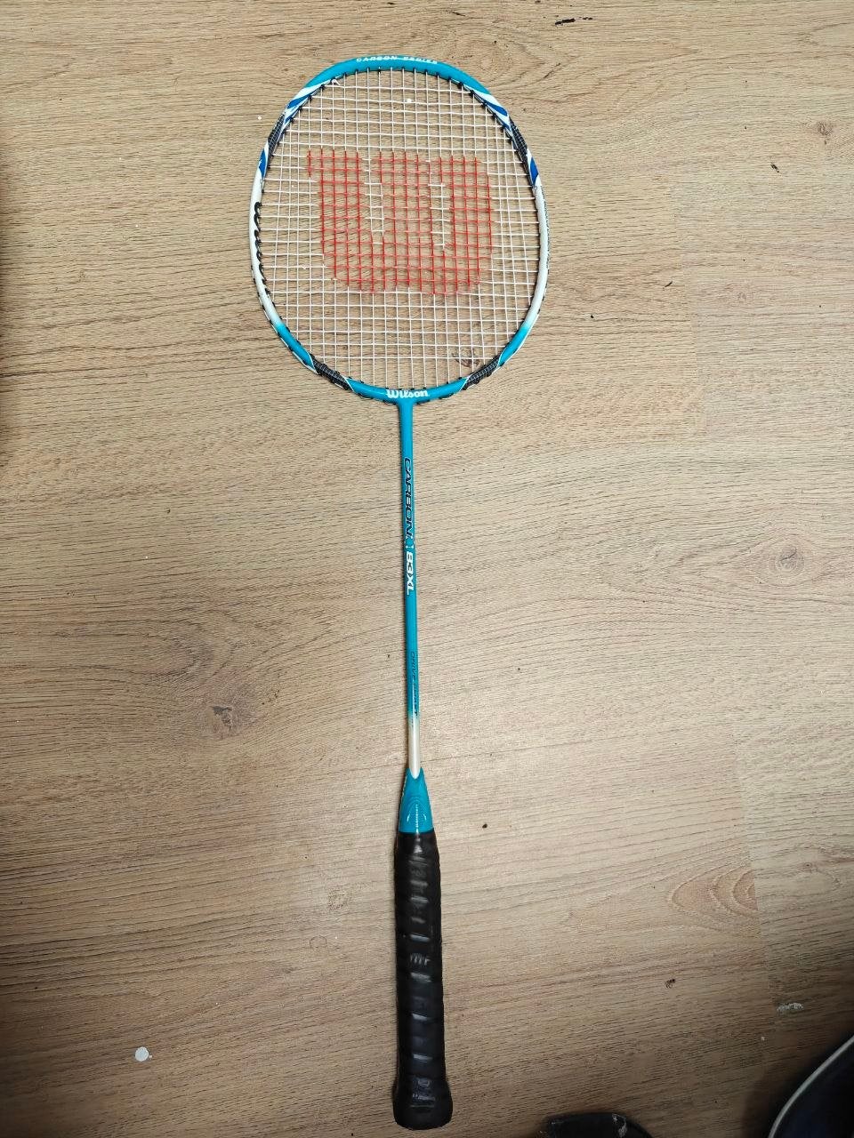 Raquette de badminton Wilson Carbon Series, Ophalen of Verzenden, Zo goed als nieuw