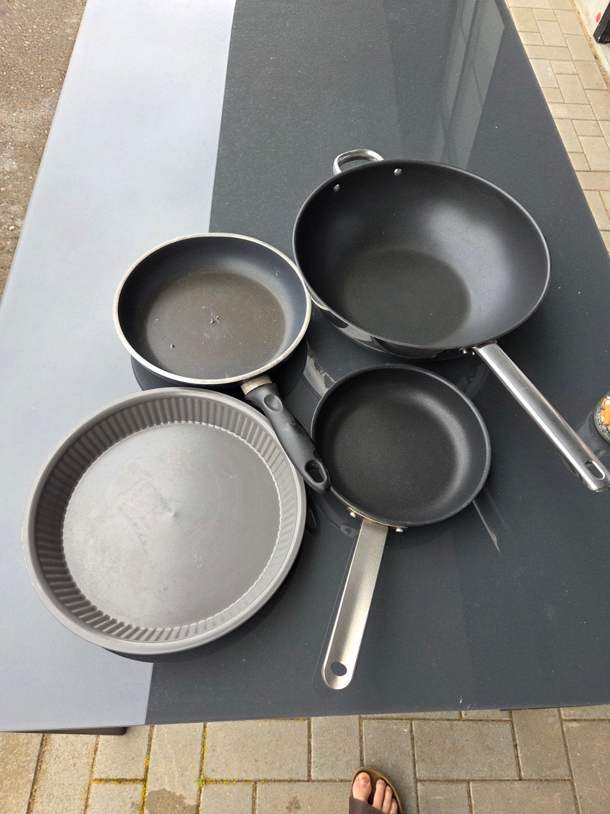 Gratis pannen, Ophalen, Wok