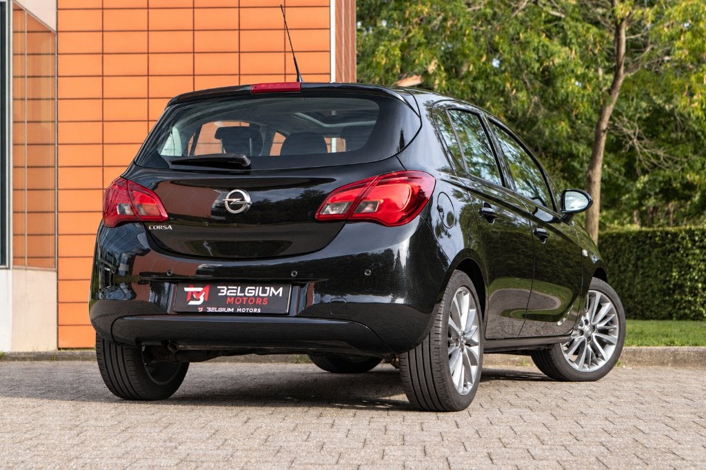Opel Corsa 1.4i - Innovation - Full Option - Pano - Clim, Autos, Achat, Entreprise, Boîte manuelle, Entretenue par le concessionnaire