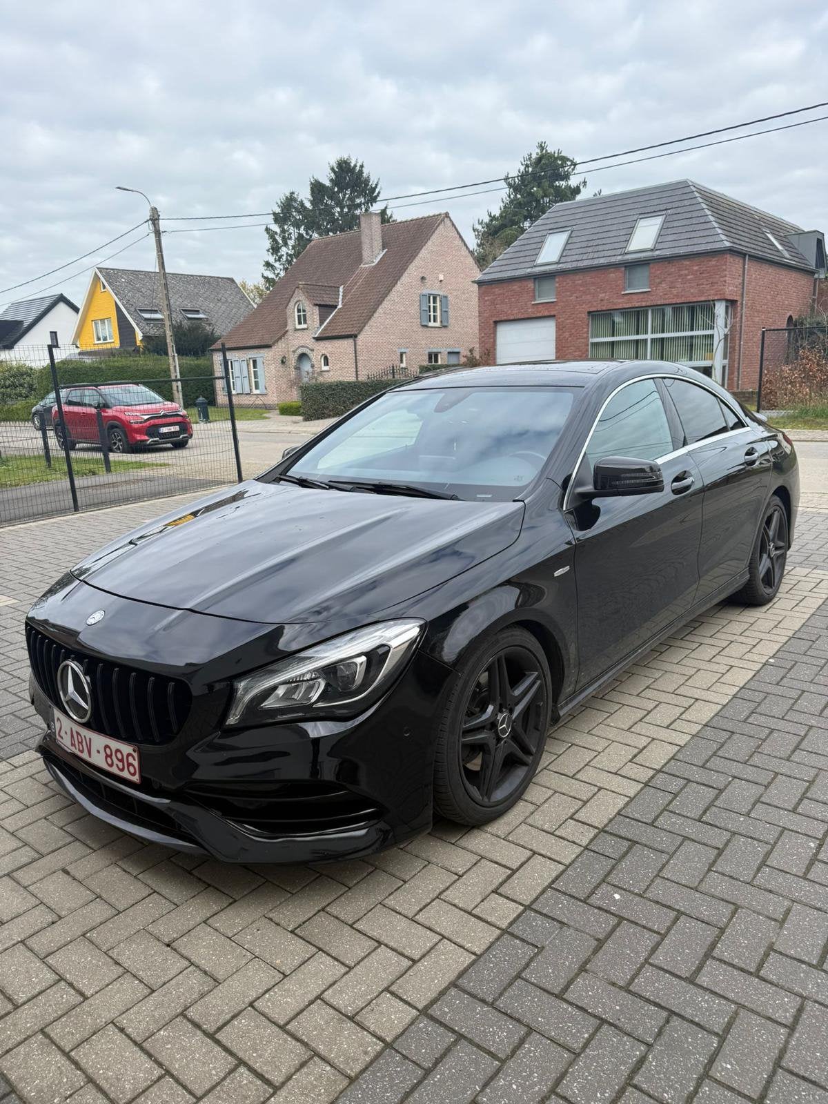 Mercedes CLA 250 4MATIC AMG LINE Option complète, CLA, Automatique, Particulier, Quatre roues motrices / 4X4