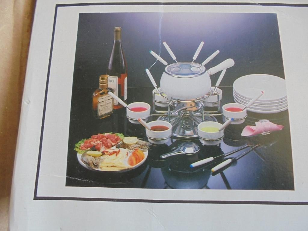 super fondue splinternieuw compleet set, met vele toebehoren, Electroménager, Fondue, Enlèvement, Neuf, Service à fondue