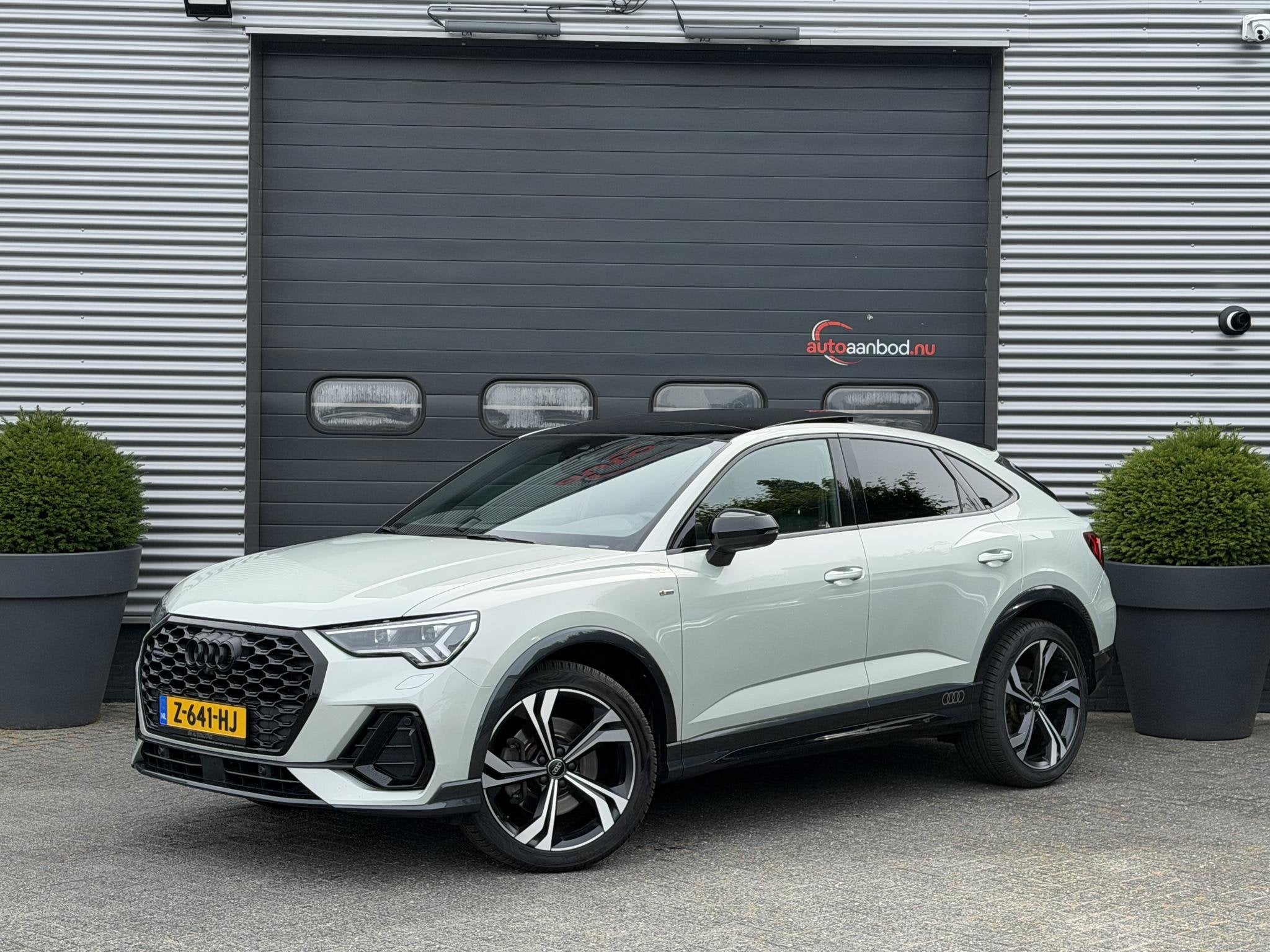 Audi Q3 Sportback 45 TFSI quattro edition one | Panoramadak, Auto's, Automaat, Gebruikt, 4 cilinders, Automatische klimaatregeling