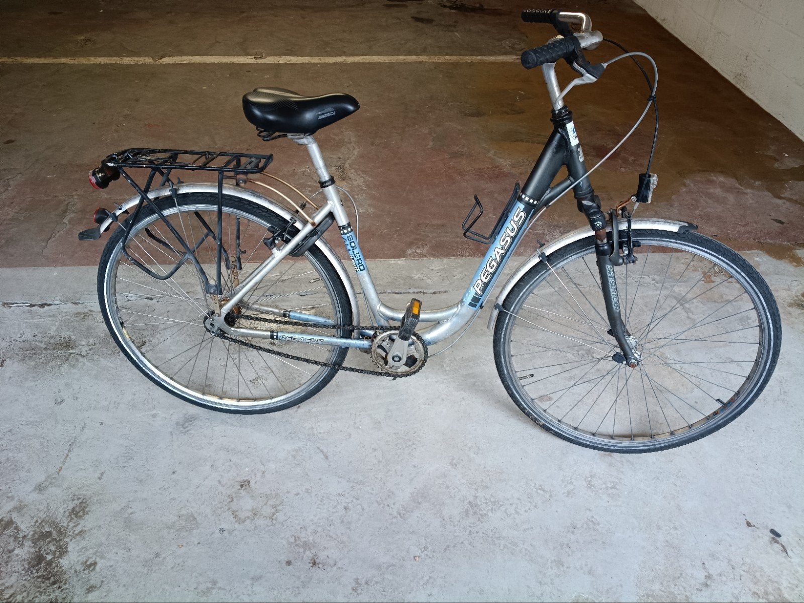 Single Speed Fiets 49cm Medium – 28 Inch, Verlichting & Slot, Velgrem, 47 tot 50 cm, Ophalen, Overige merken
