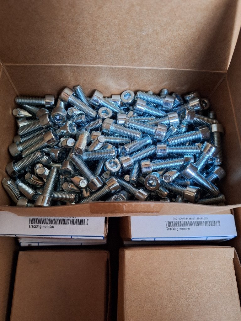 Imbus bouten m8x25 staal verzinkt 1600st din912 - 8.8, Bricolage & Construction, Quincaillerie & Fixations, Enlèvement, Neuf, Moins de 50 mm