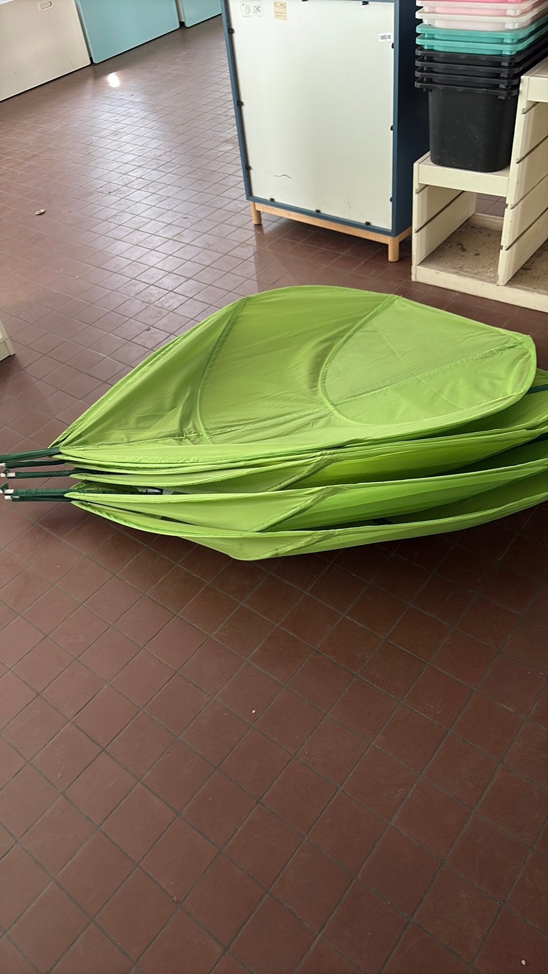 Groen blad Ikea voor boven bed of kleuterklas, Ophalen, Zo goed als nieuw