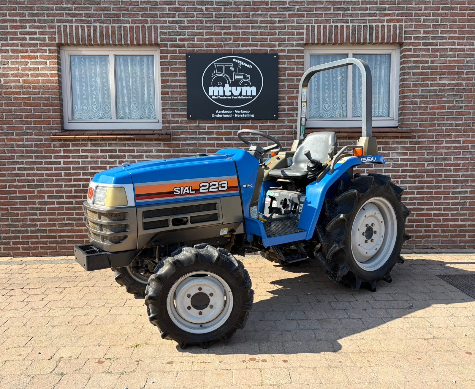 Minitractor Iseki sial 223 - 3cilinder - 4x4 - servostuur !, Ophalen of Verzenden