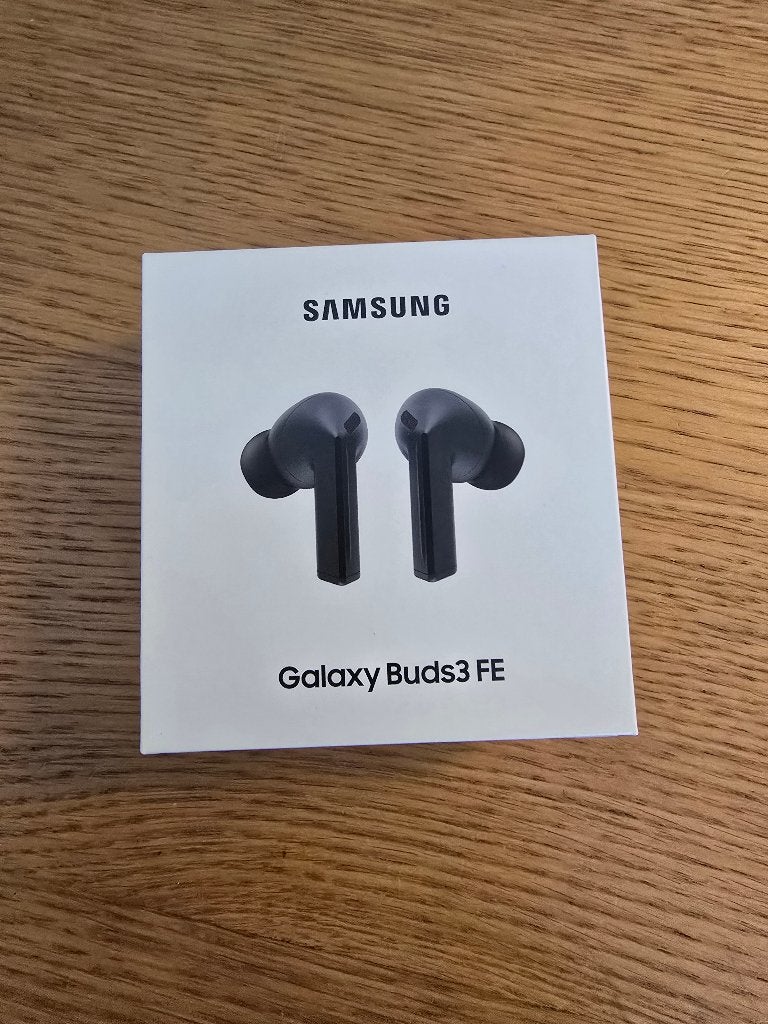 Galaxy Buds 3 FE neuves et d'origine Samsung, Télécoms, Neuf, Enlèvement, Intra-auriculaires (In-Ear), Noir