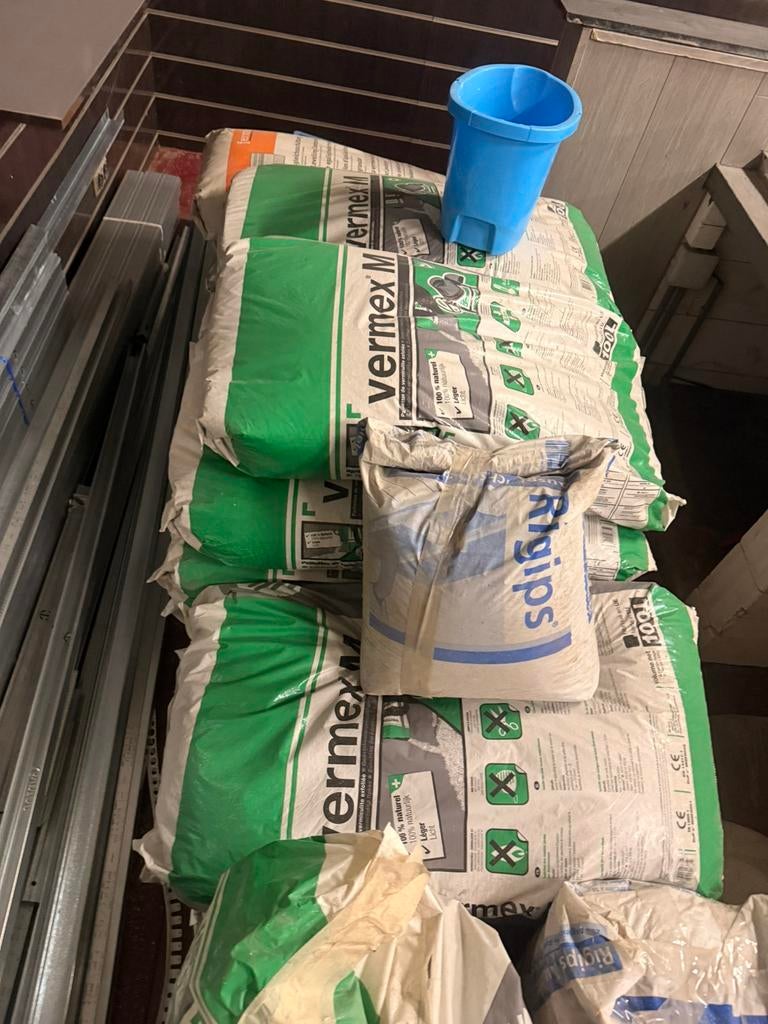 Vermiculite, Enlèvement