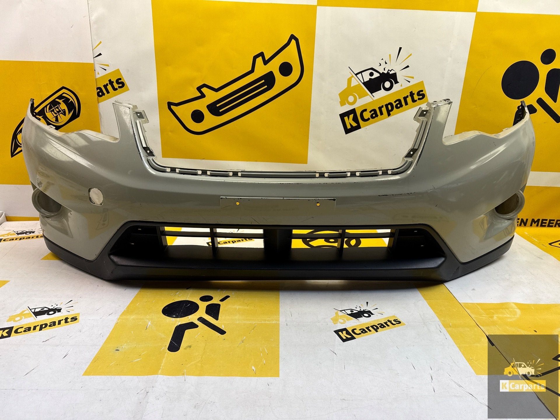 Subaru 57704FJ011 VoorBumper Face Front XUx, Auto-onderdelen, Subaru, Info@subaru.co.jp, Gebruikt, Voor
