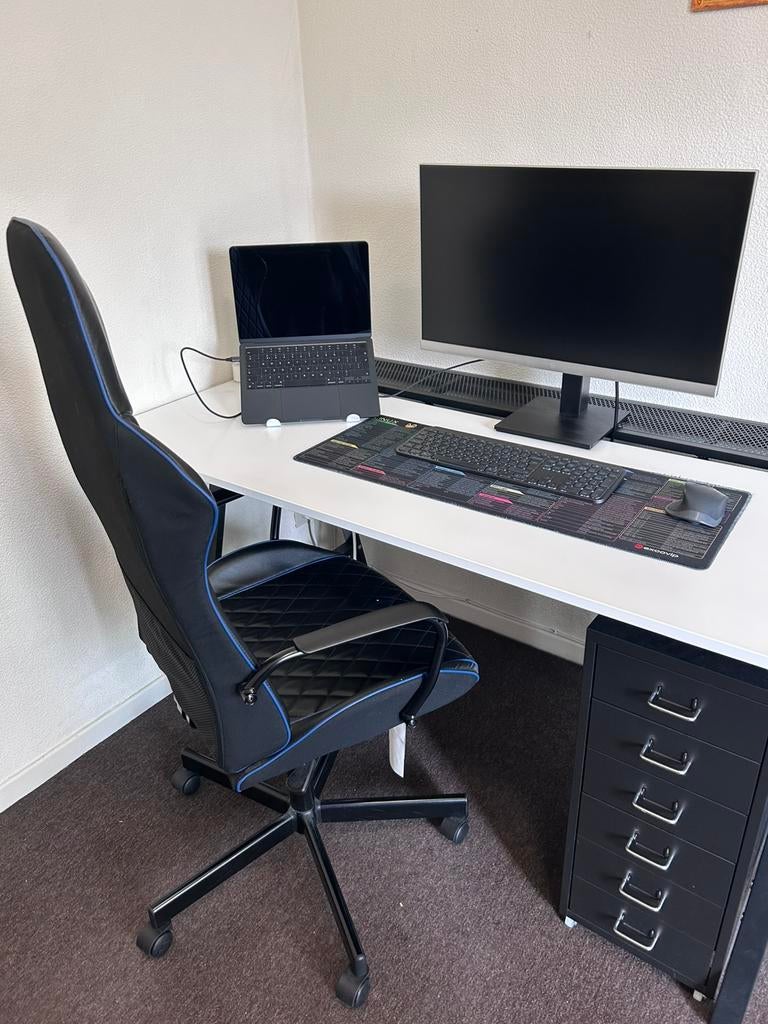 Computer burea + Bureau stoel en ladekast, Huis en Inrichting, Bureaus, Zo goed als nieuw, Gamingbureau, Overige merken, Modern