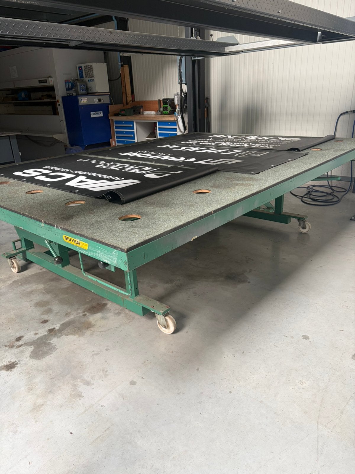 Muyens kantelbare glassnijtafel met kogelrollen 320x225 cm, Enlèvement, Comme neuf