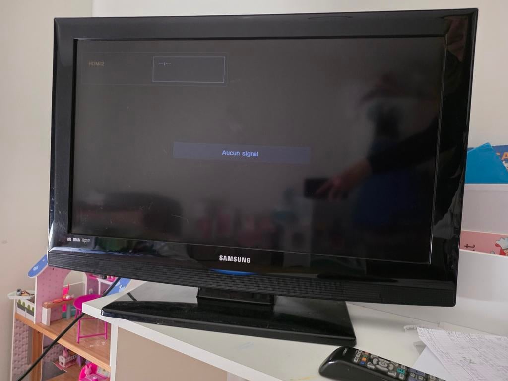 SAMSUNG 32 INCH TV TE KOOP, Audio, Tv en Foto, Televisies, LCD, Samsung