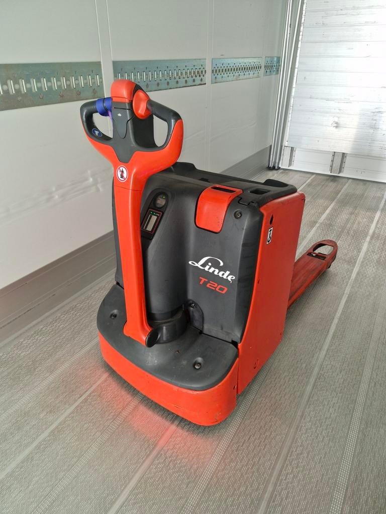 Elektrische transpalet linde, Ophalen