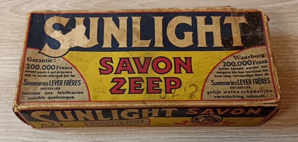 Authentique boîte de savon Sunlight d'époque 1939/40 ww2, Collections, Envoi, Armée de terre, Autres types
