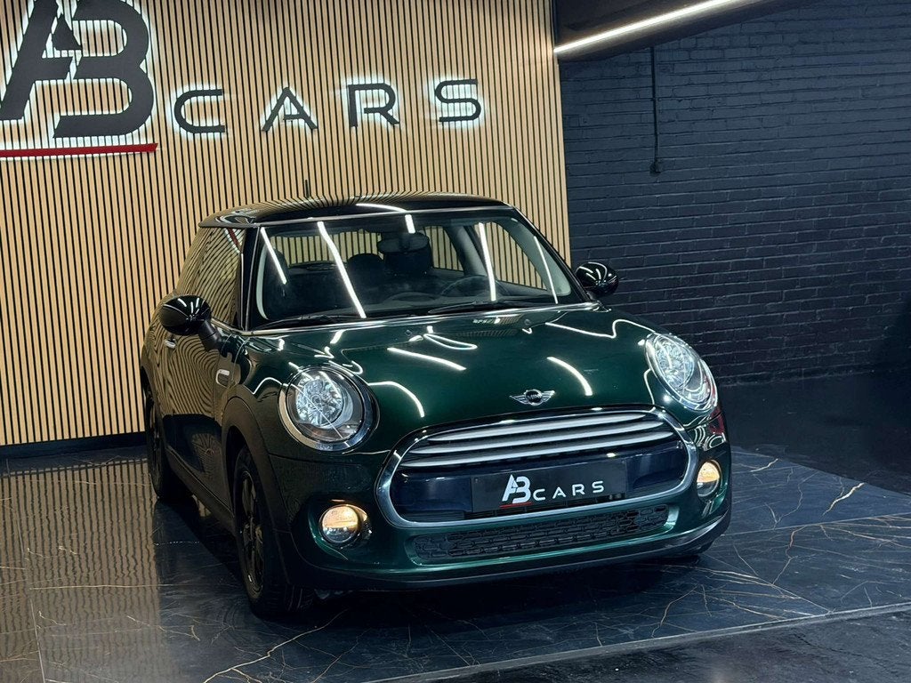 MINI Cooper 1.5 * GARANTIE 12 MOIS * 1ER PROP * (bj 2014), Auto's, Mini, 100 kW, Stof, Gebruikt, 136 pk