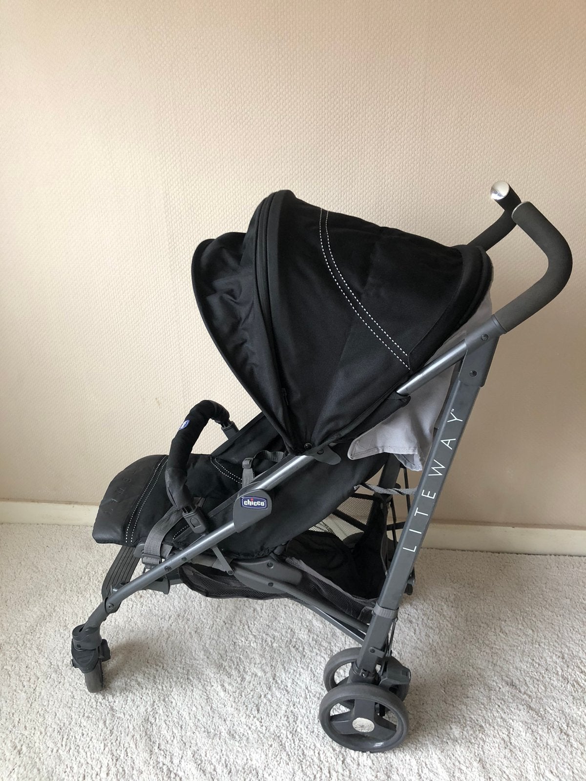 Chicco Liteway buggy / reisbuggy, Ophalen, Zo goed als nieuw, Regenhoes