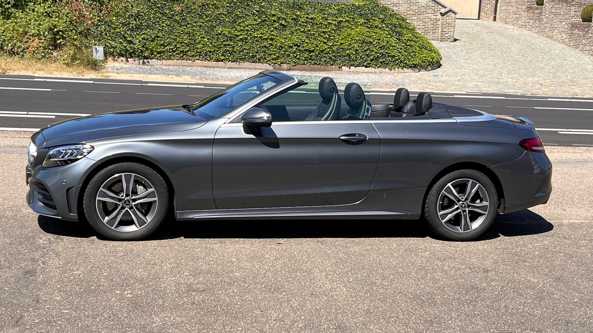 Mercedes-Benz C-Klasse C180 CABRIO AMG LINE AUTOMAAT VELE OP, Auto's, Mercedes-Benz, Automaat, 4 zetels, Gebruikt, Overige kleuren