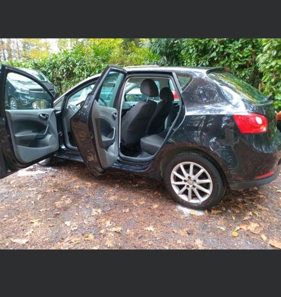 Seat Ibiza – 173.000 km – 0471 89 89 30, Auto's, Seat, Zwart, Handgeschakeld, 5 deurs, Particulier