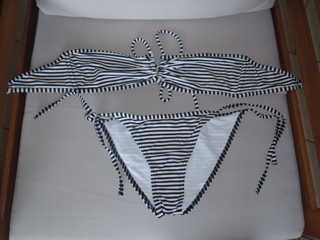 bikini noir et blanc taille 40, Enlèvement ou Envoi, Comme neuf, Autres couleurs, Bikini