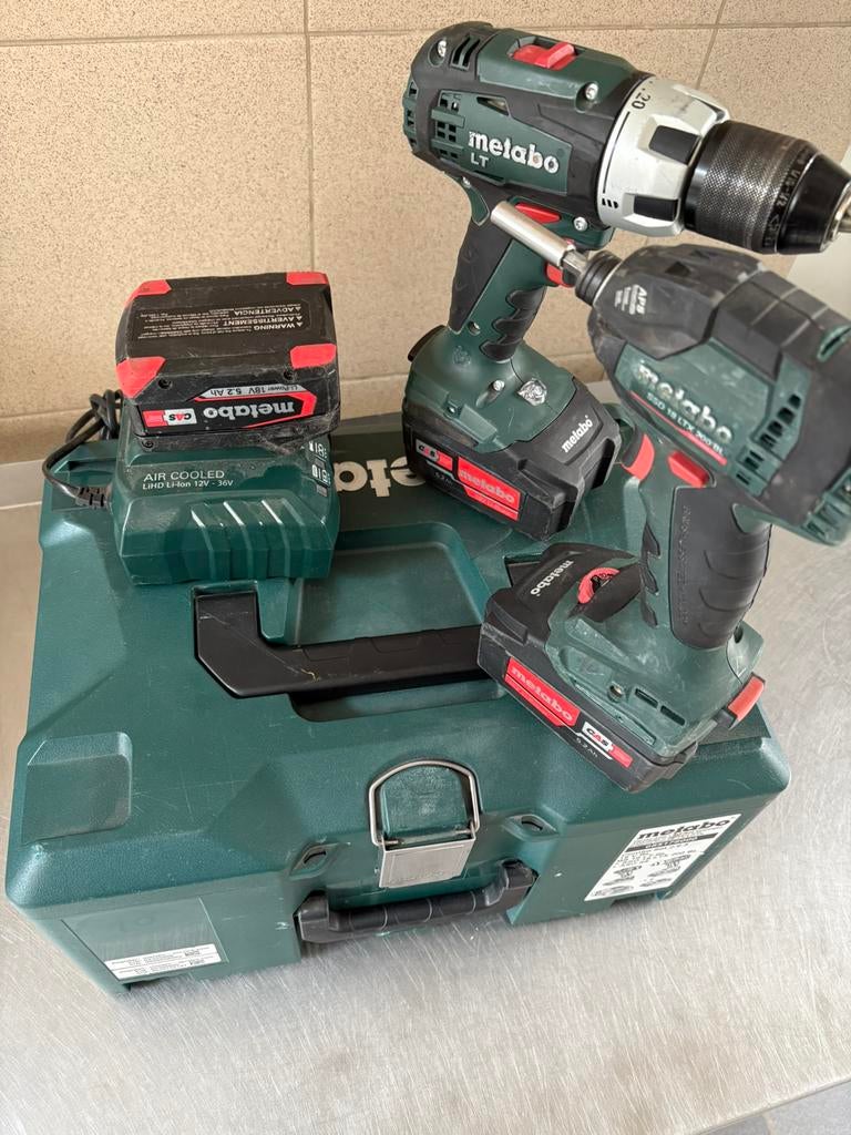 Pack 2 visseuses metabo, Enlèvement, Comme neuf