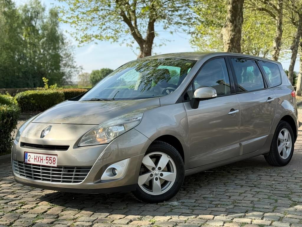 Renault Grand Scenic 1.9 dCi - 80.000 KM !! 5pl. 130 CV, Autos, Euro 5, Achat, Entreprise, Boîte manuelle
