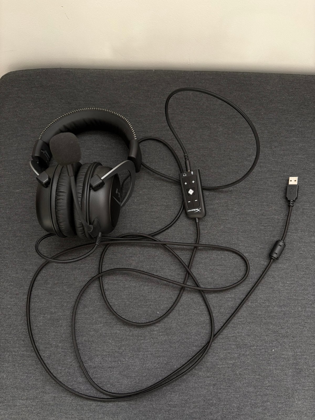 HyperX Cloud gaming headset, HyperX, Gaming, Ophalen of Verzenden, Zo goed als nieuw