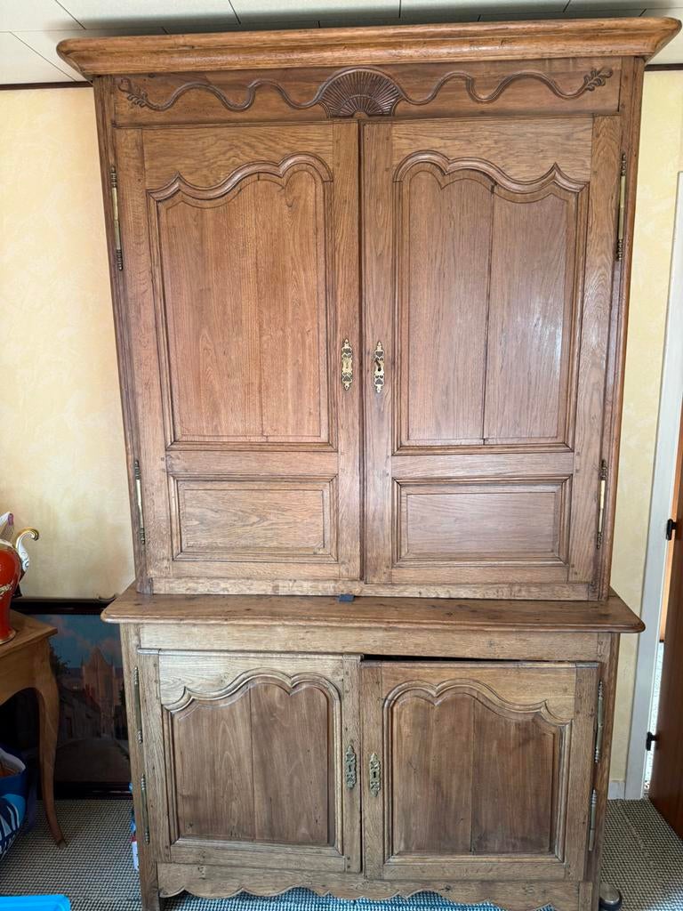 Buffet 2 corps en chêne - Louis XV, Enlèvement