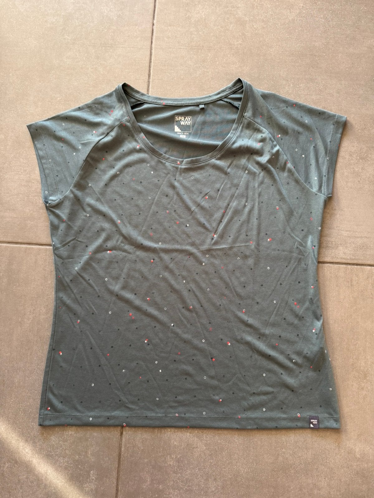 Spray way t-shirt maat 12/L/40, Kleding | Dames, Ophalen, Gedragen, Groen