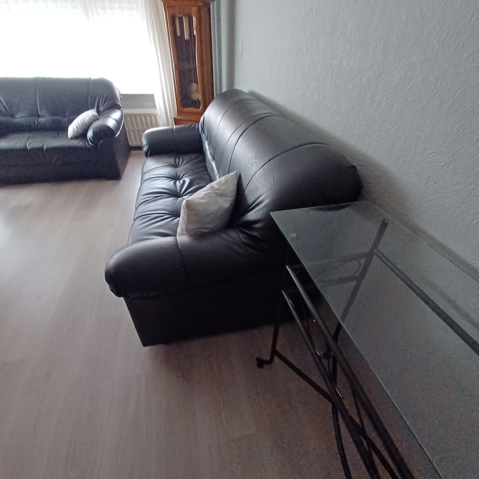 mooi salon, Enlèvement