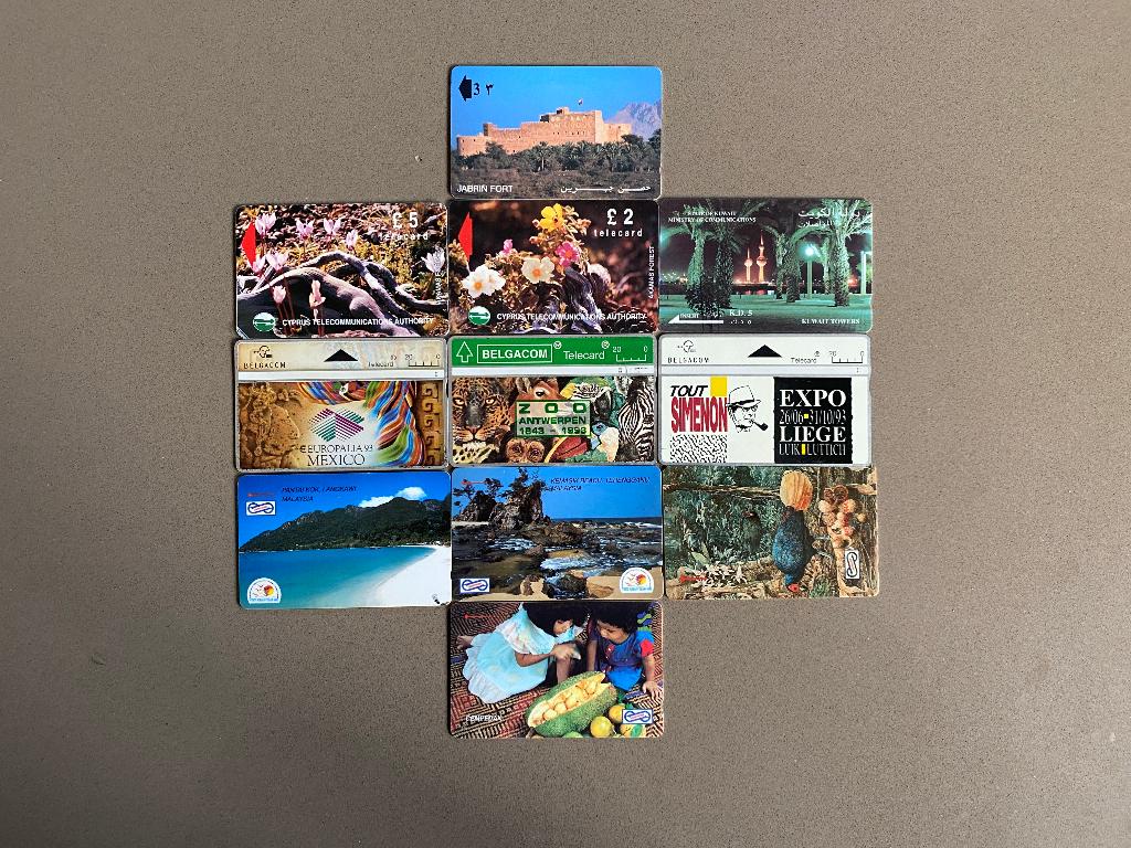 Lot de 11 cartes téléphoniques internationales – Années 1990, Collections, Enlèvement ou Envoi