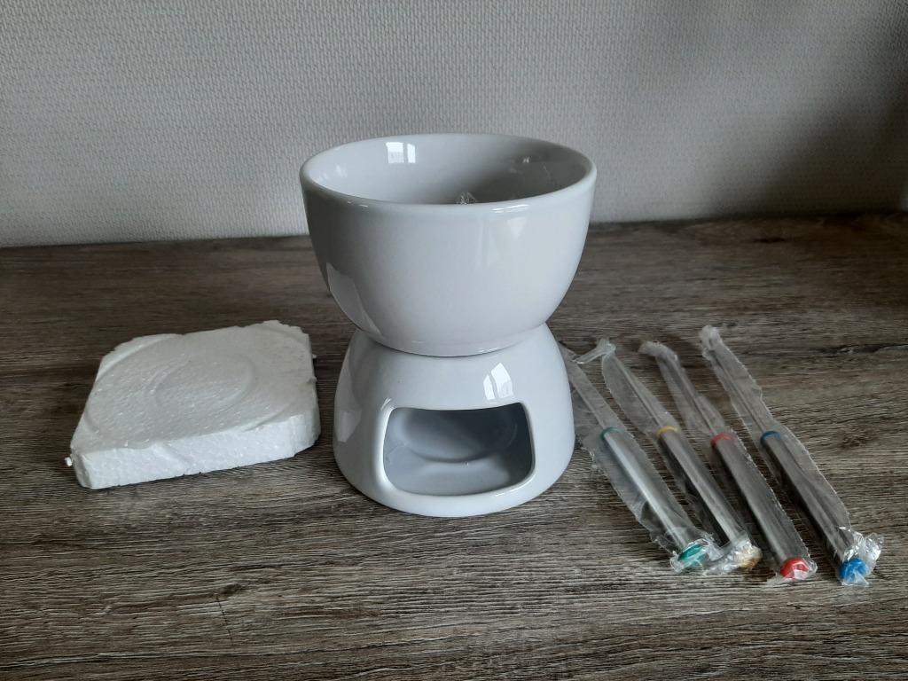 Chocolade fondue., Elektronische apparatuur, Ophalen