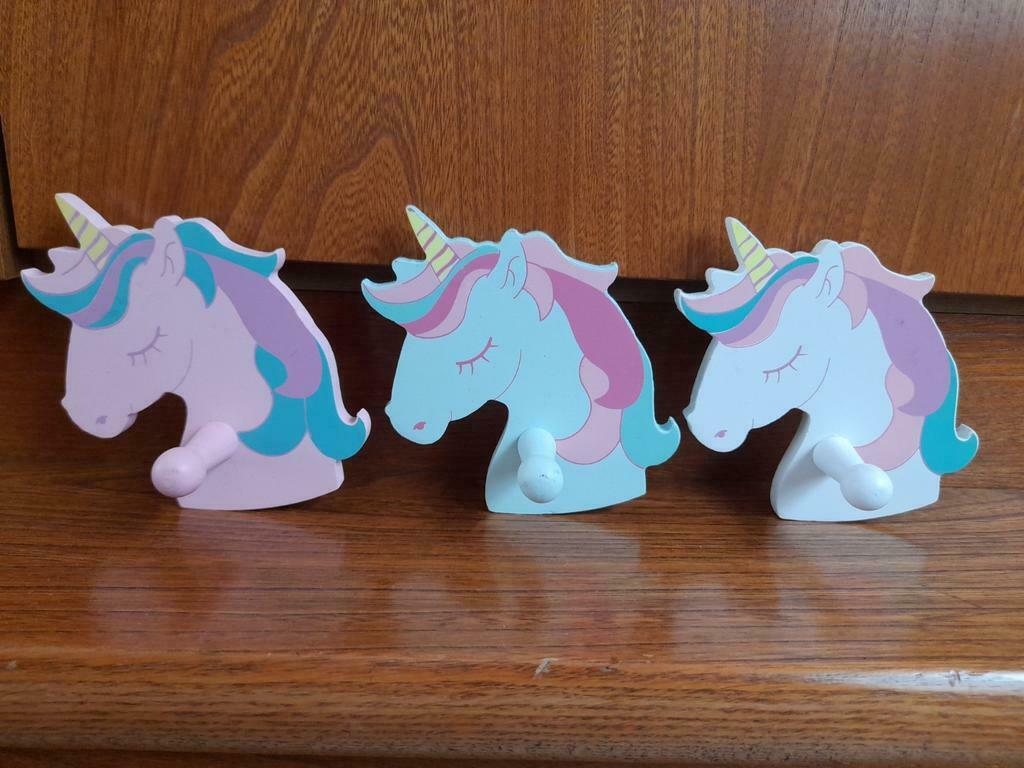 3 houten kapstokhaken unicorn, Ophalen of Verzenden, Zo goed als nieuw