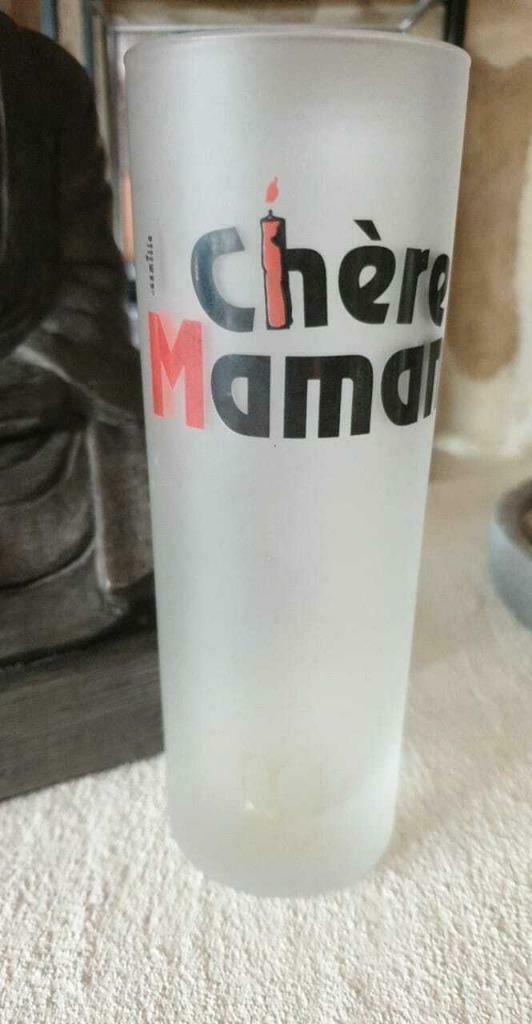 Verre opaque Chère maman Fête des mamans, Hobby & Loisirs créatifs, Articles de fête, Neuf, Article de fête, Enlèvement ou Envoi