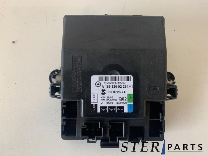 Centrale Deurvergrendelings Module van een Mercedes B-Klasse, Ophalen of Verzenden, 3 maanden garantie, Gebruikt, Mercedes-Benz