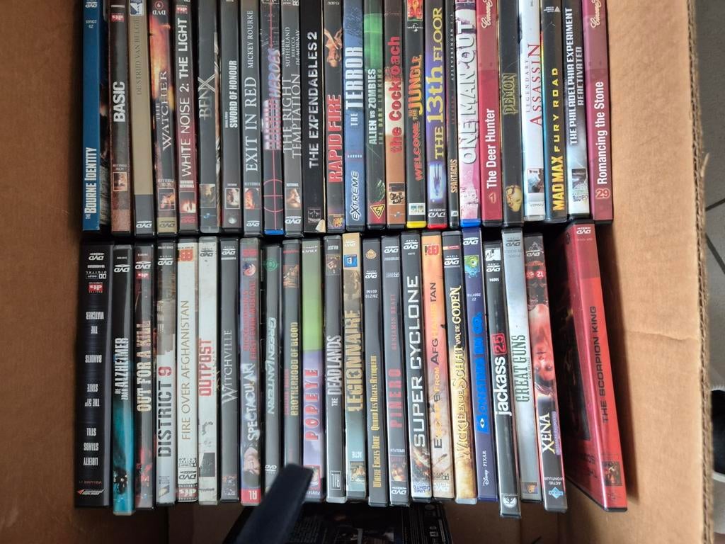 DVD allerlei, Ophalen, Zo goed als nieuw