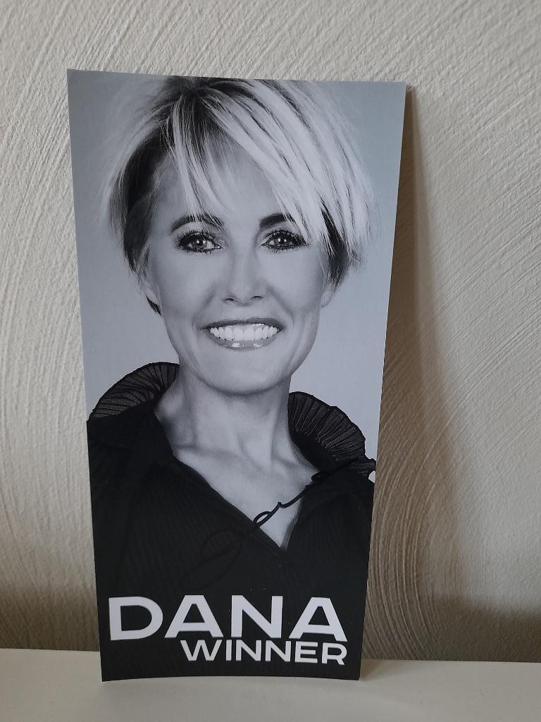Dana Winner - foto met handtekening, Verzamelen, Muziek, Artiesten en Beroemdheden, Ophalen of Verzenden, Nieuw, Foto of Kaart