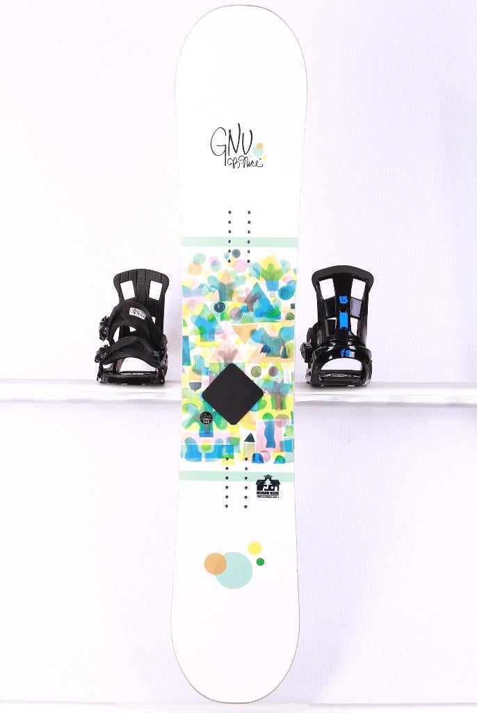 145 dames snowboard GNU B-NICE 2024, White/blue, Ophalen of Verzenden, Gebruikt, Board